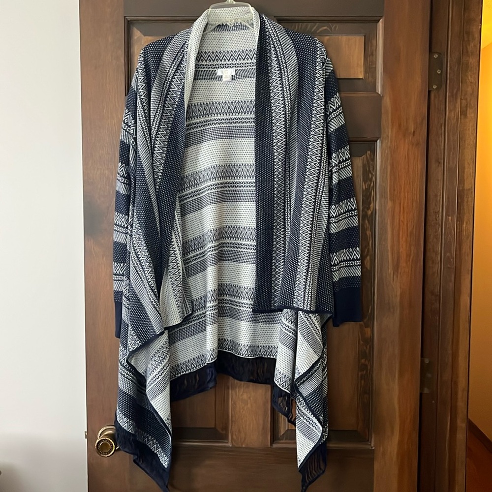 Lauren Conrad Women’s Sweater Size L